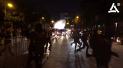 11.5大批示威者在理工大學外遇到水炮車